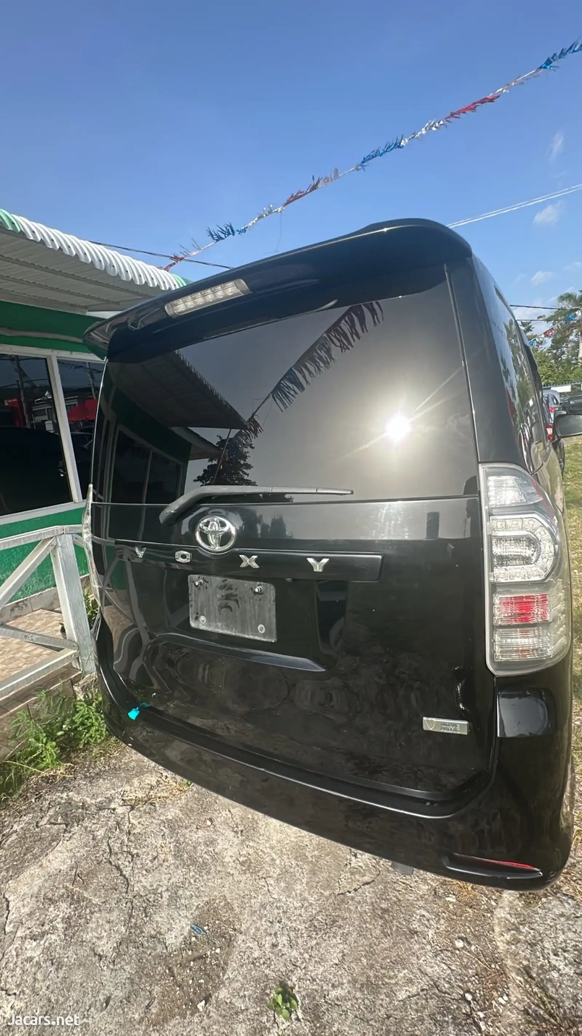 2012 TOYOTA Voxy