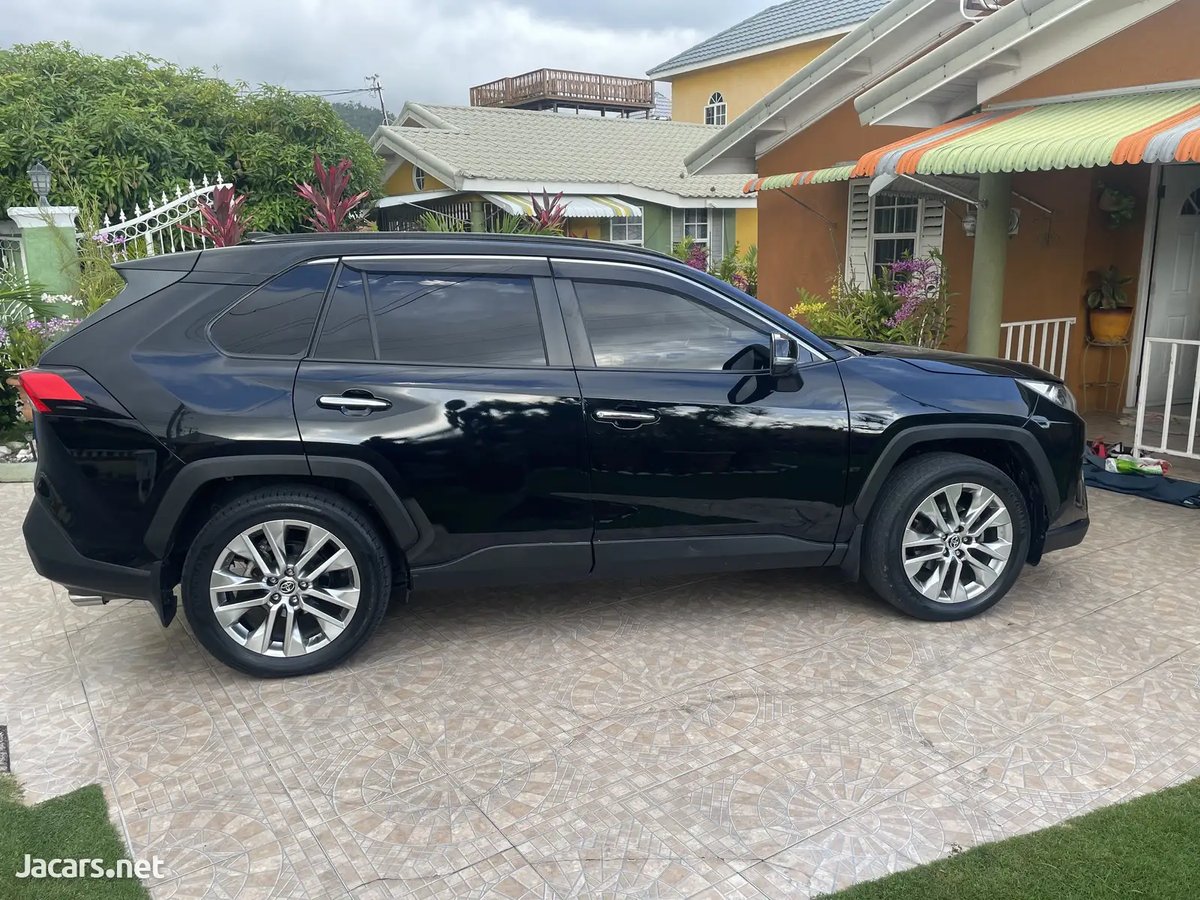 2021 TOYOTA RAV4