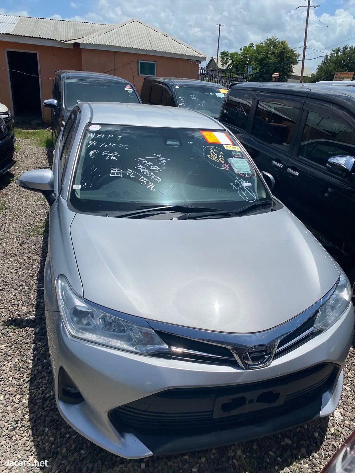 2020 TOYOTA Axio