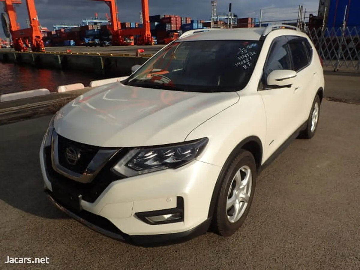 2021 NISSAN X-Trail