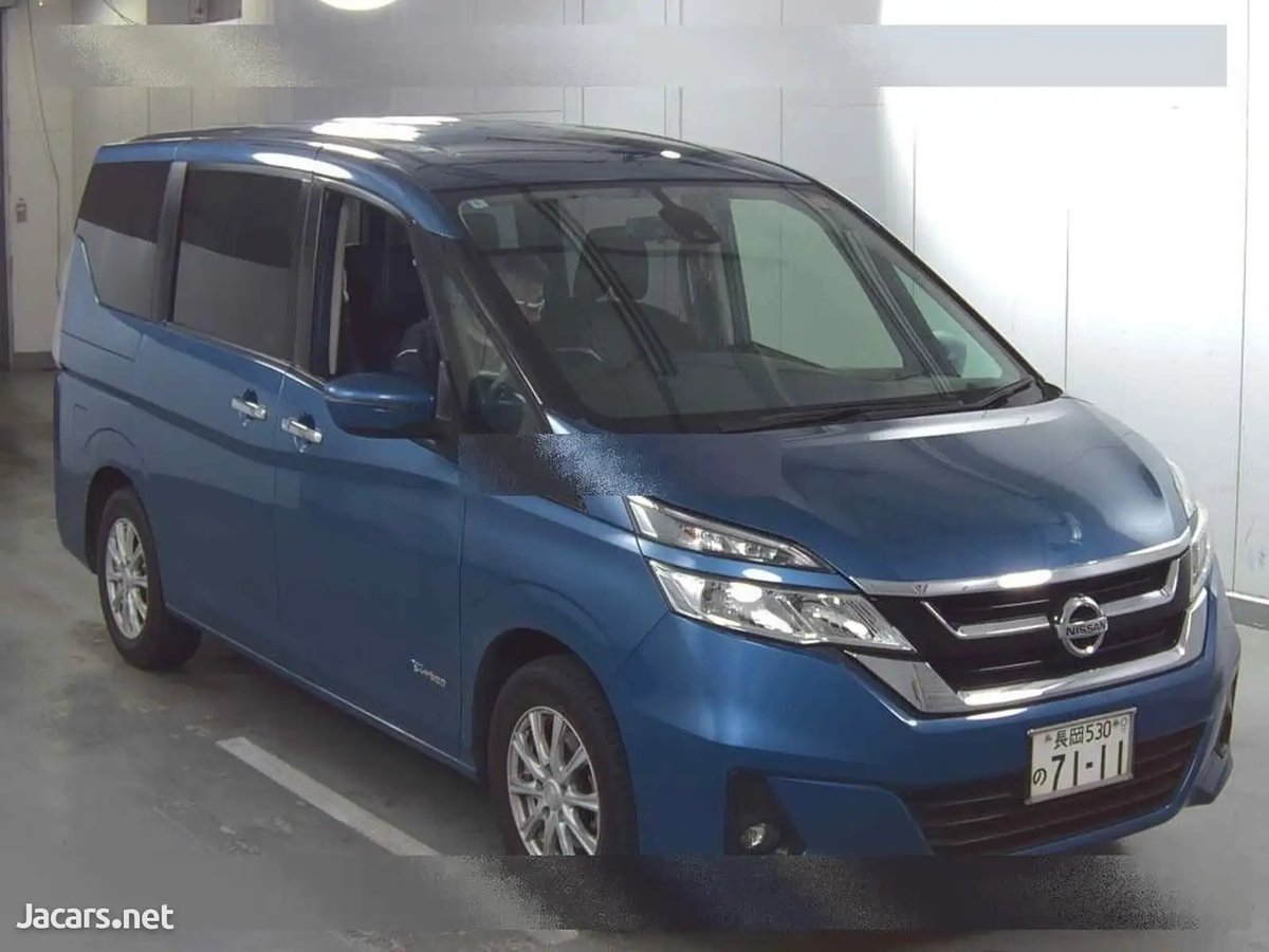 2018 NISSAN Serena