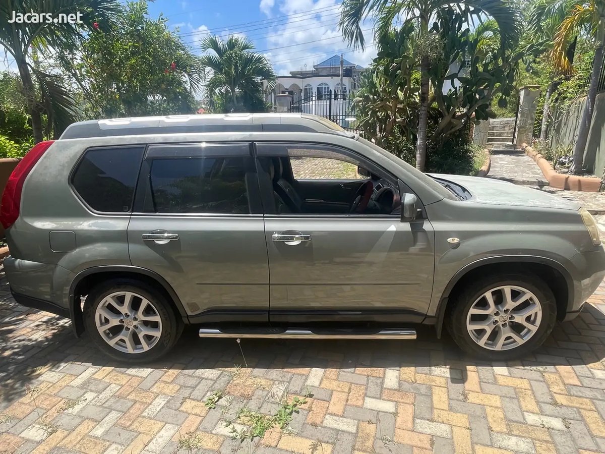 2012 NISSAN X-Trail