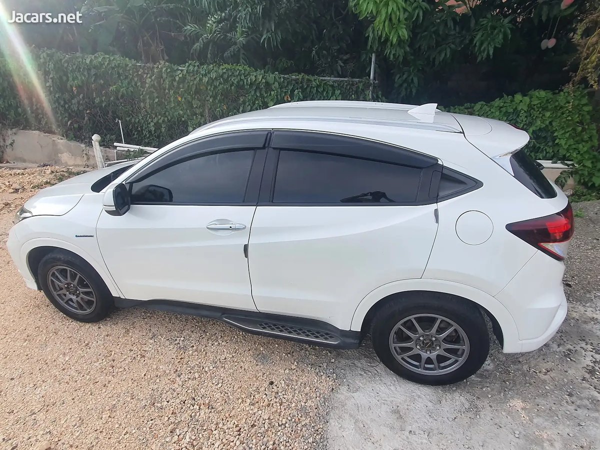 2016 HONDA Vezel