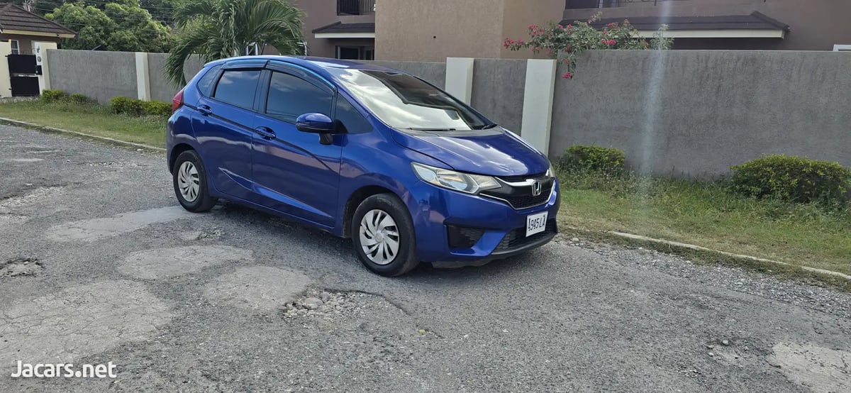 2016 HONDA Fit