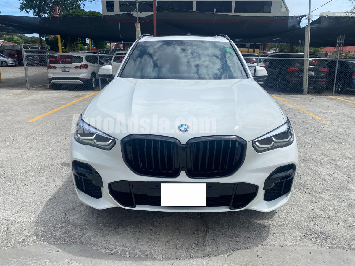 2023 BMW X5 40