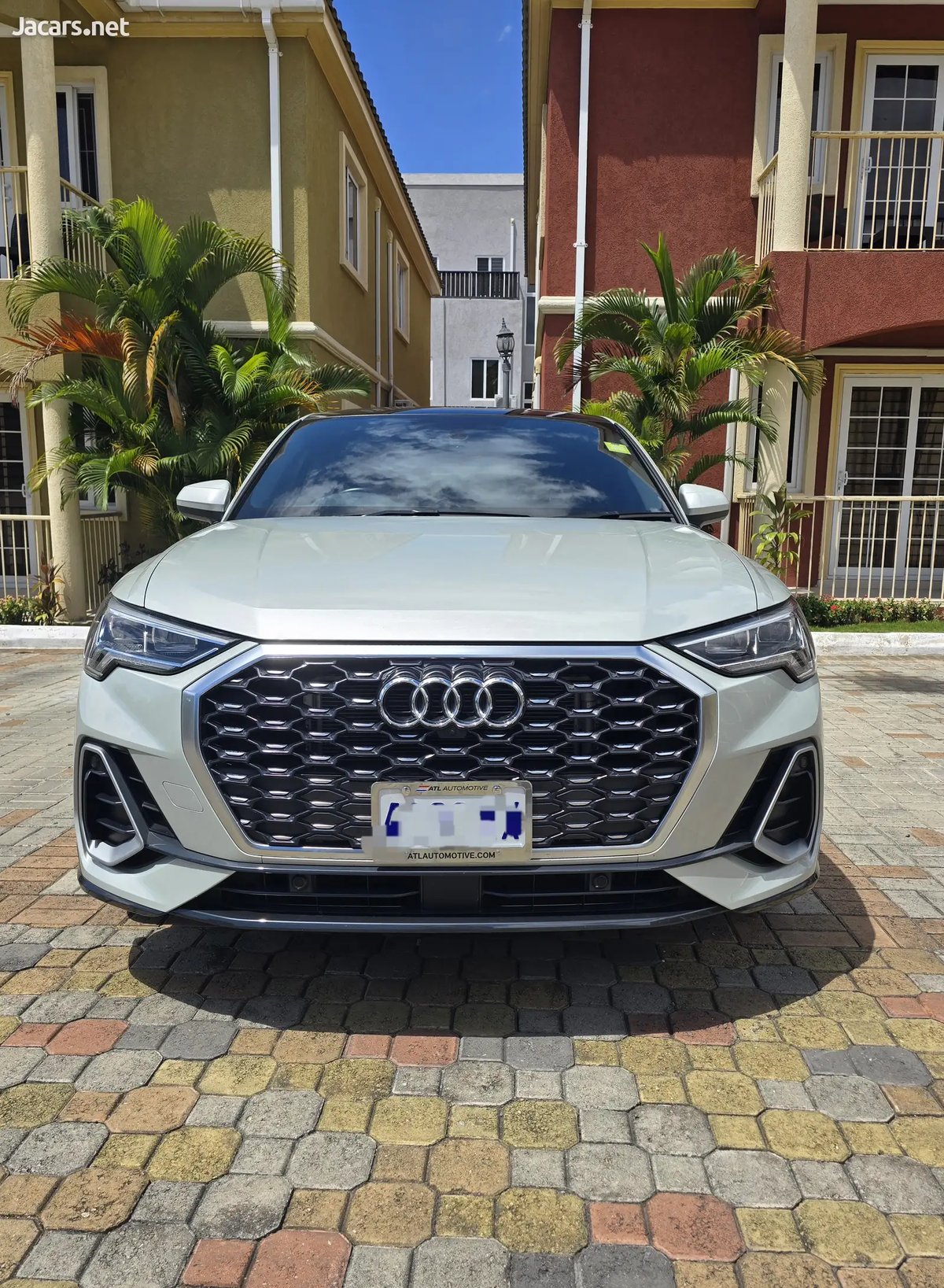 2023 AUDI Q3