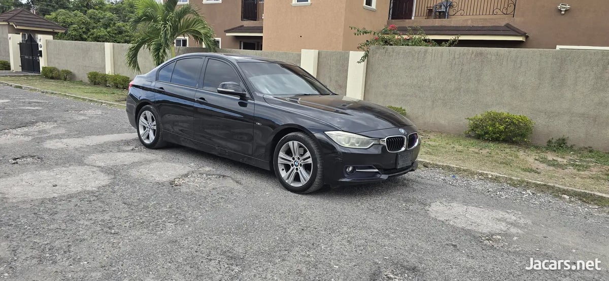 2013 BMW 3-Series