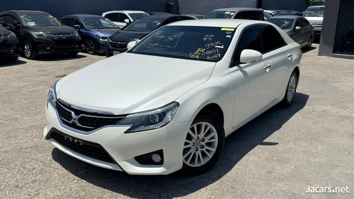 2016 TOYOTA Mark