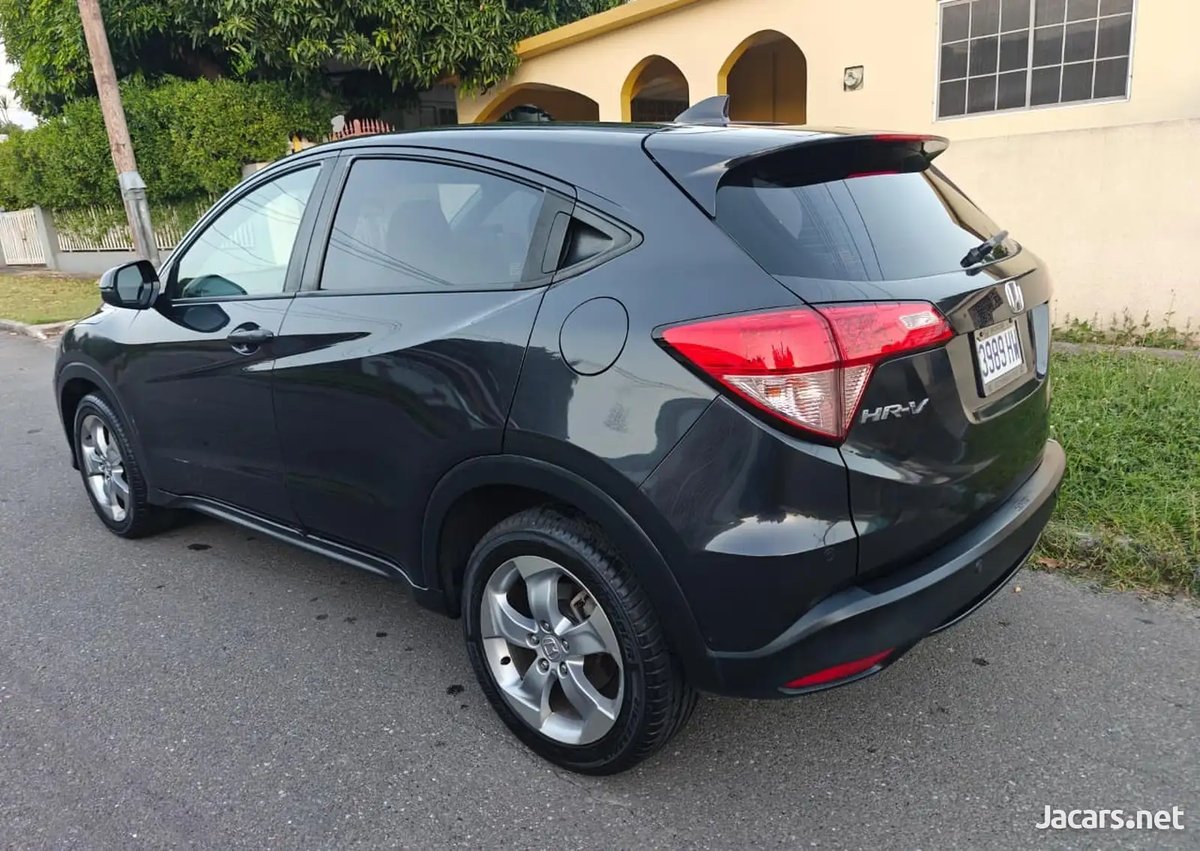 2017 HONDA HR-V