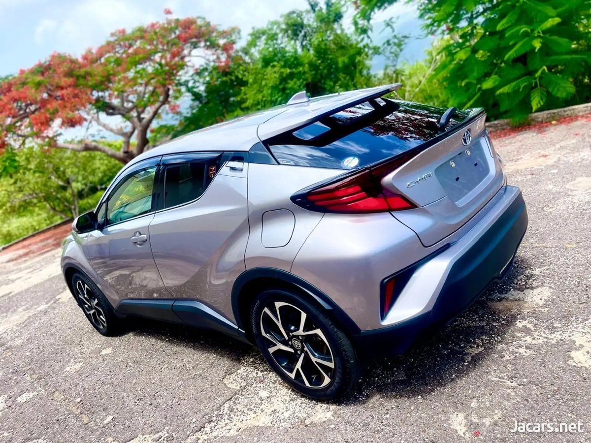 2019 TOYOTA C-HR
