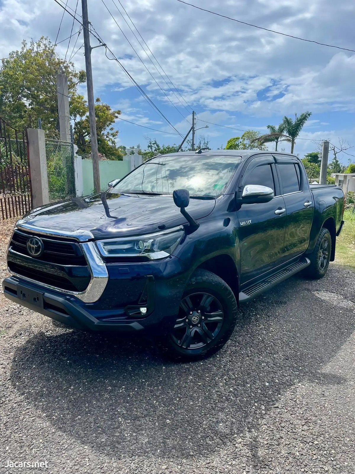 2020 TOYOTA Hilux