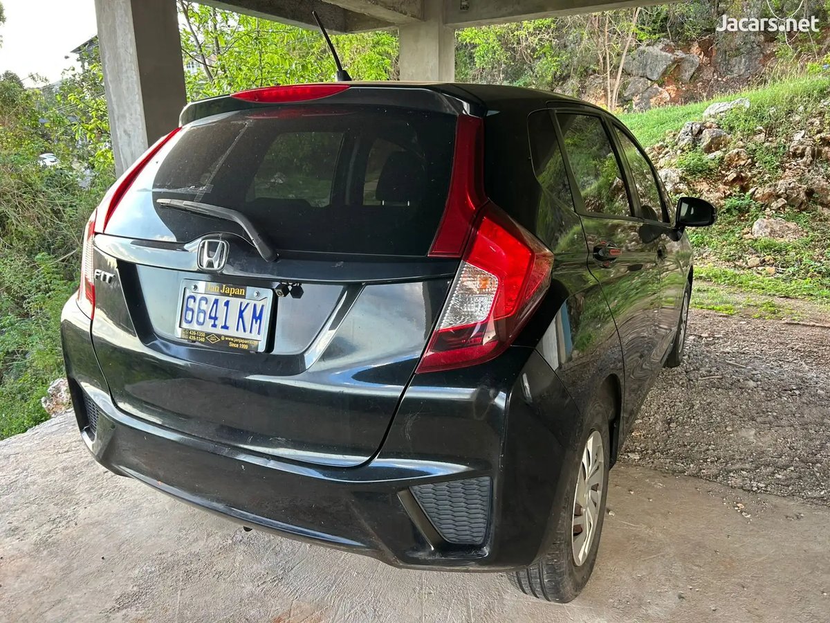 2017 HONDA Fit