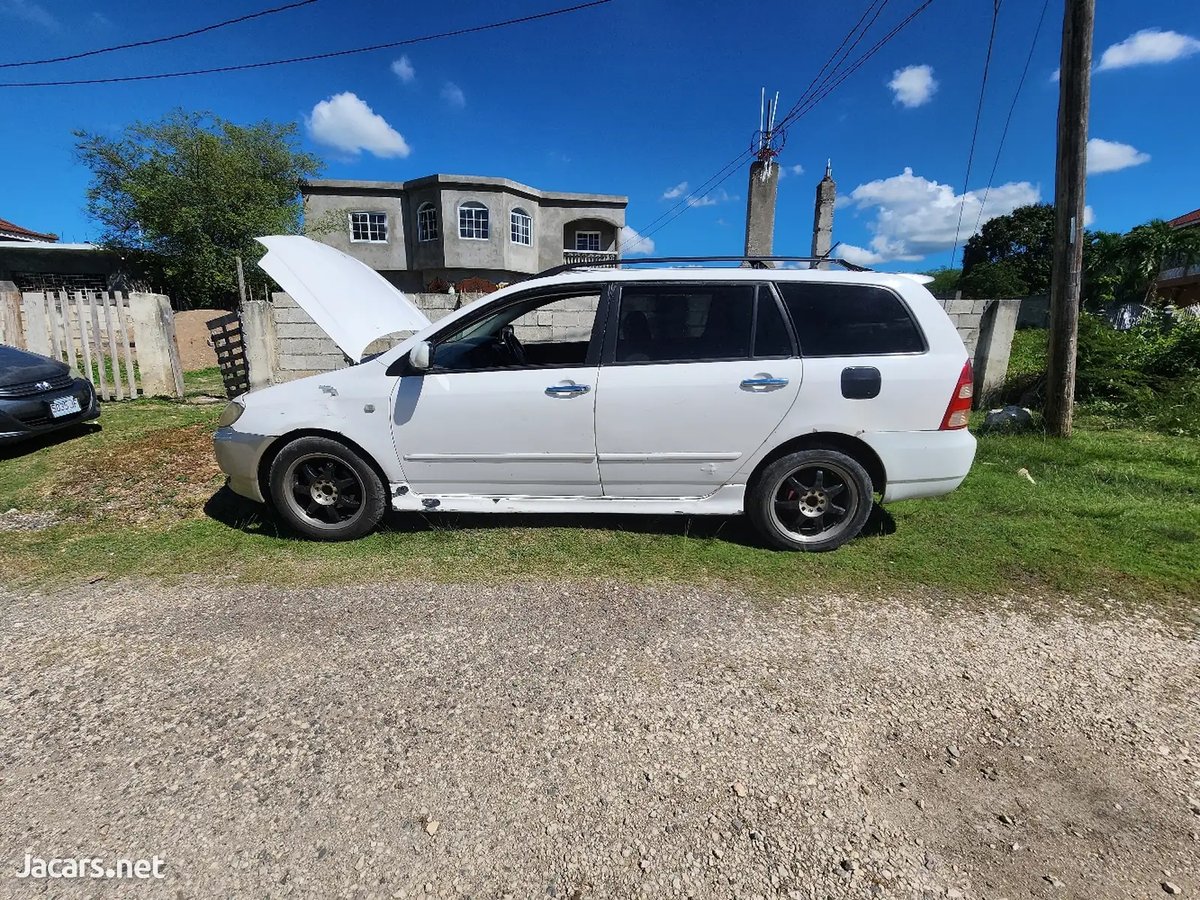 2001 TOYOTA Fielder