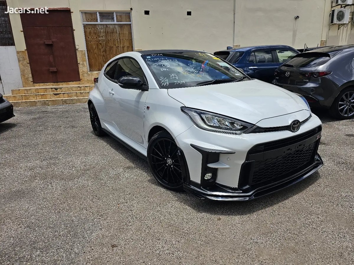 2021 TOYOTA Yaris