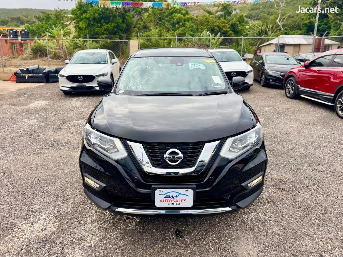2019 NISSAN X-Trail