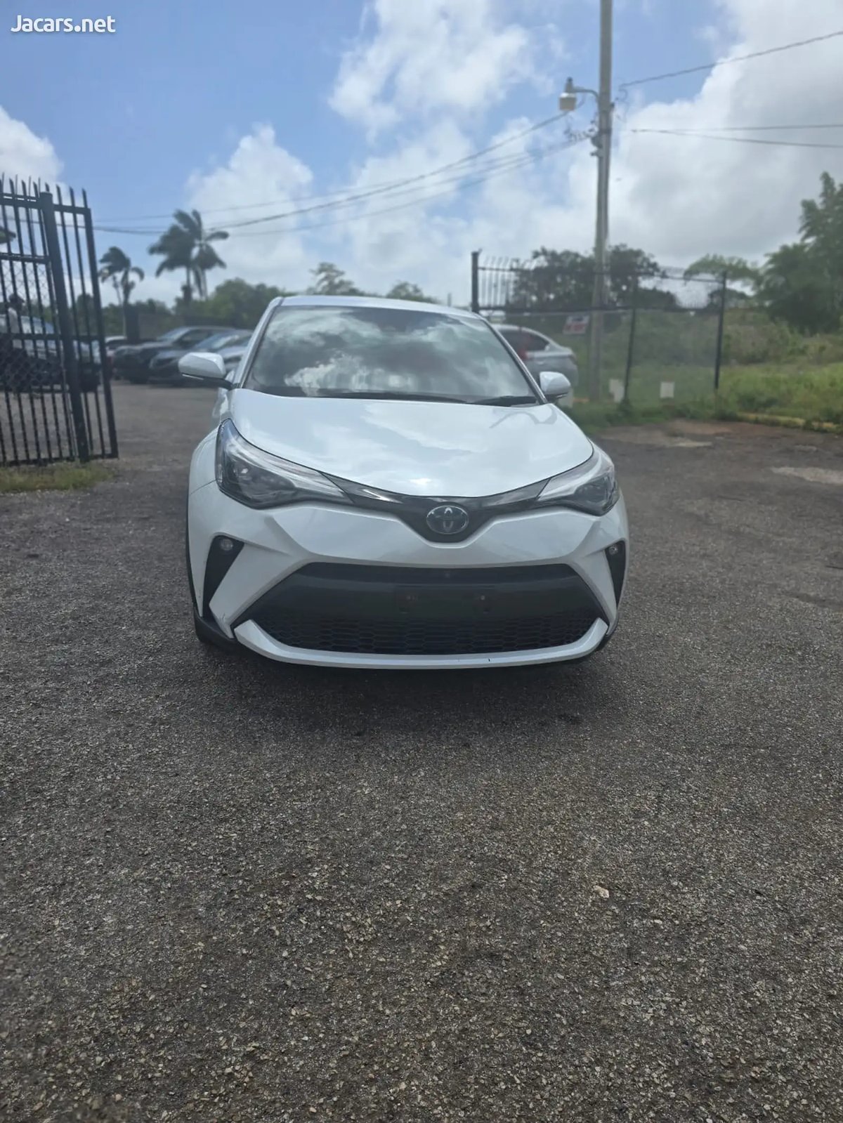 2023 TOYOTA C-HR