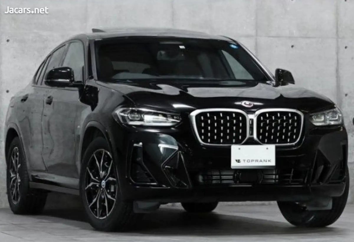 2022 BMW X4