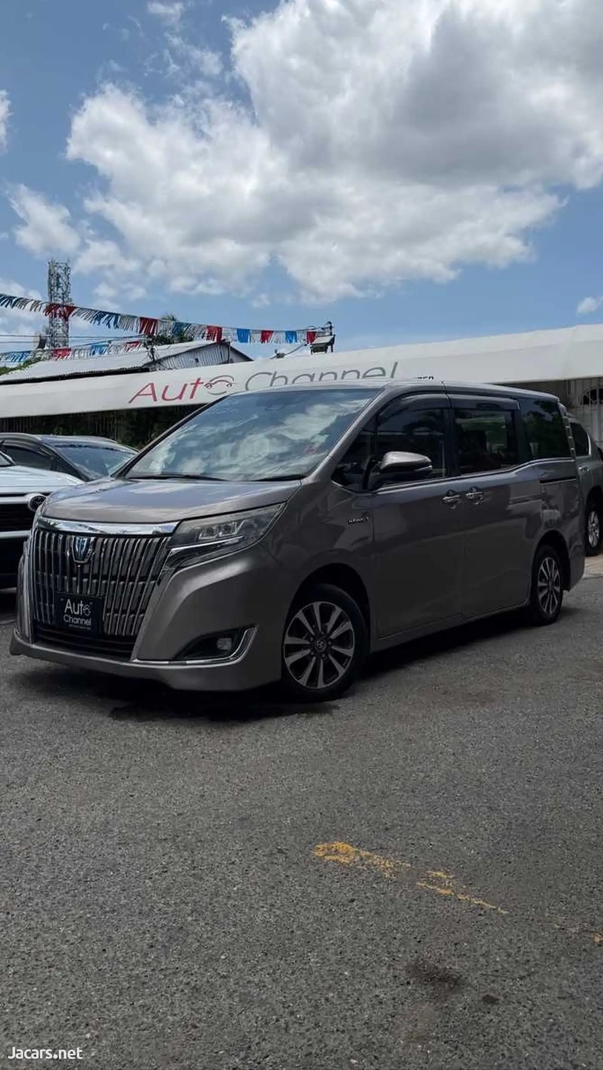 2017 TOYOTA Esquire
