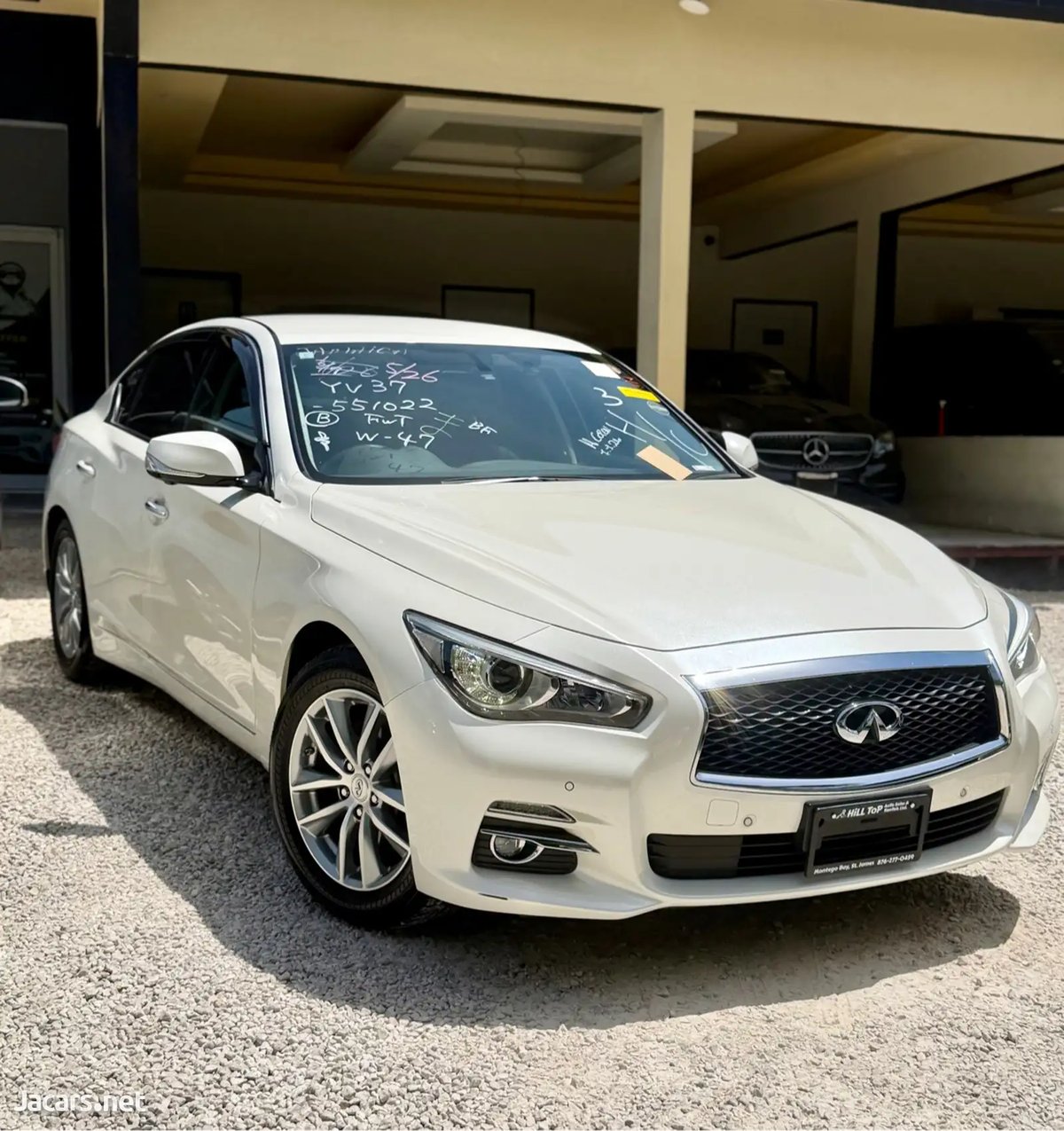 2017 NISSAN Skyline