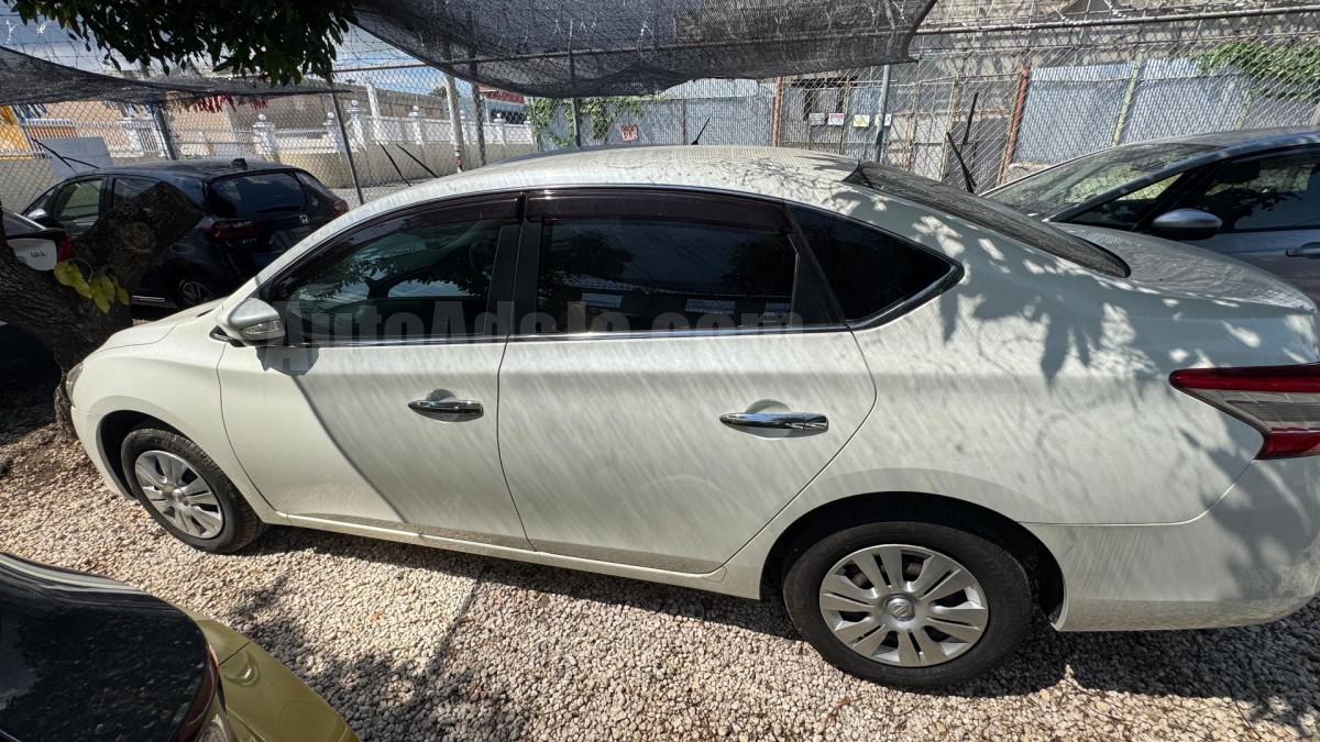 2016 NISSAN SYLPHY