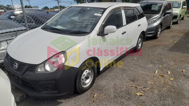 2019 NISSAN AD Wagon