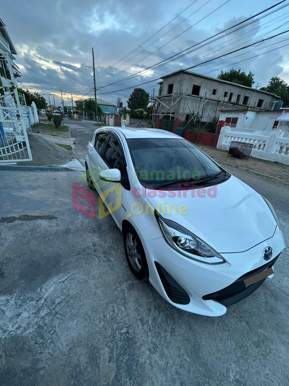 2018 TOYOTA Aqua