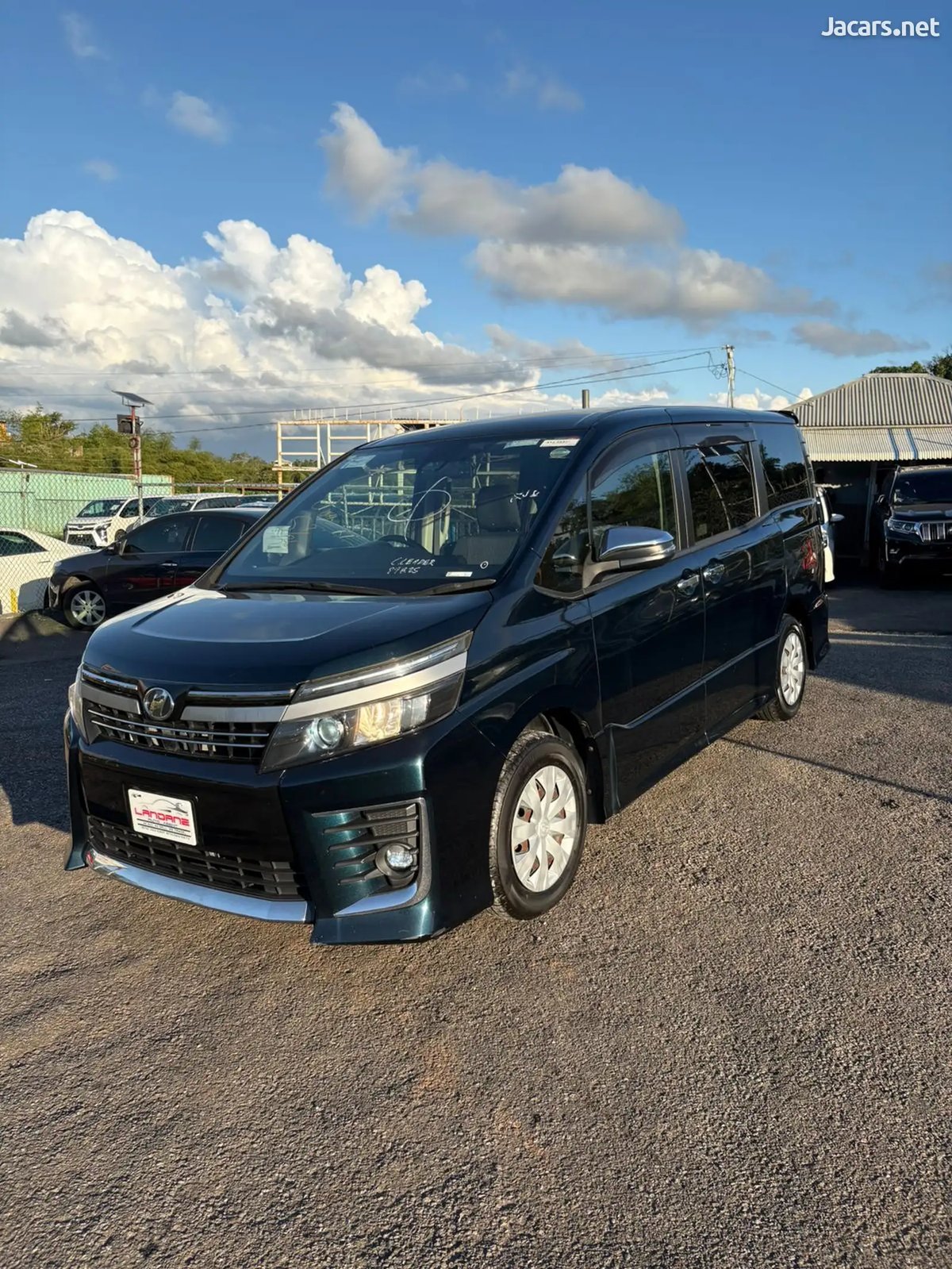 2016 TOYOTA Voxy
