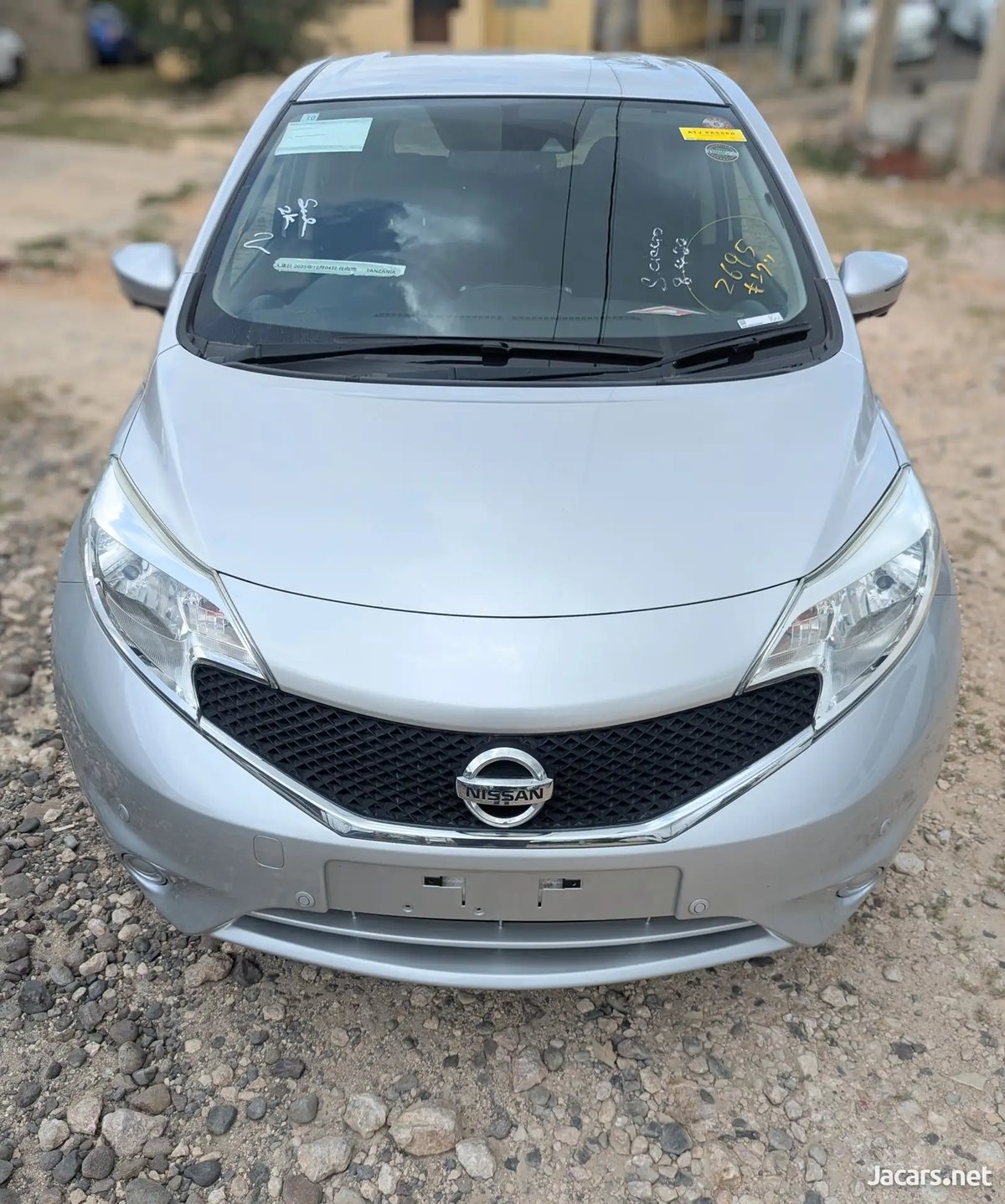 2016 NISSAN Note