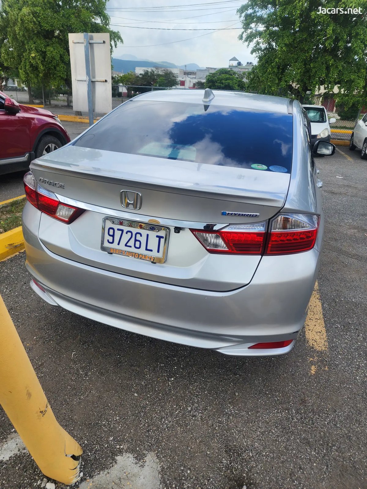 2016 HONDA Grace