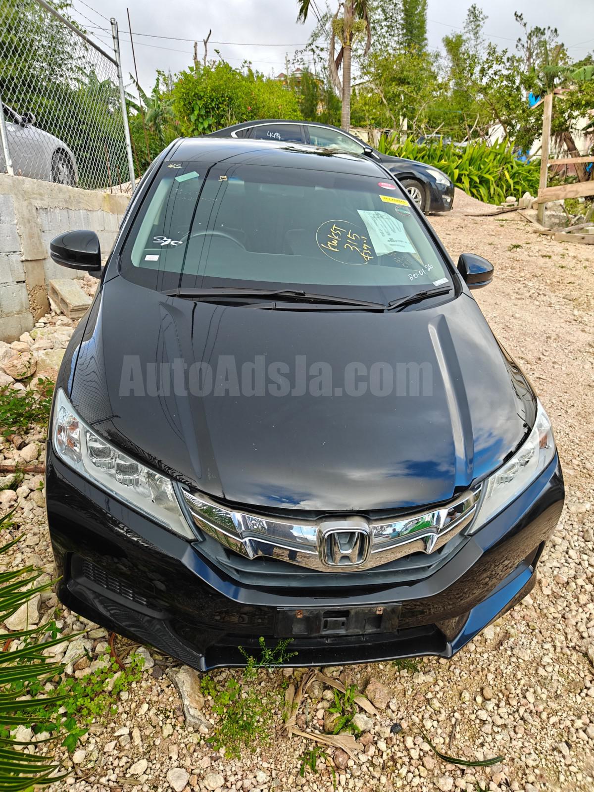 2016 HONDA GRACE