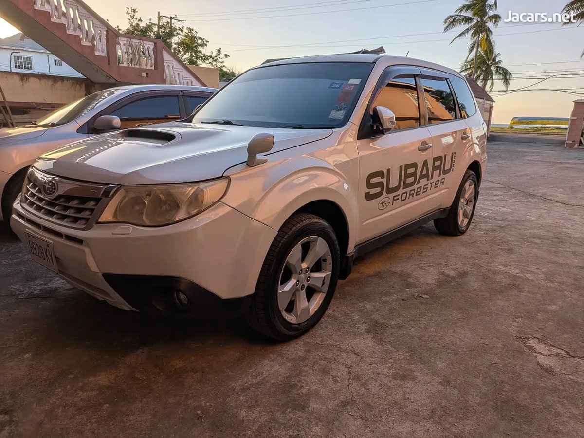 2012 SUBARU Forester