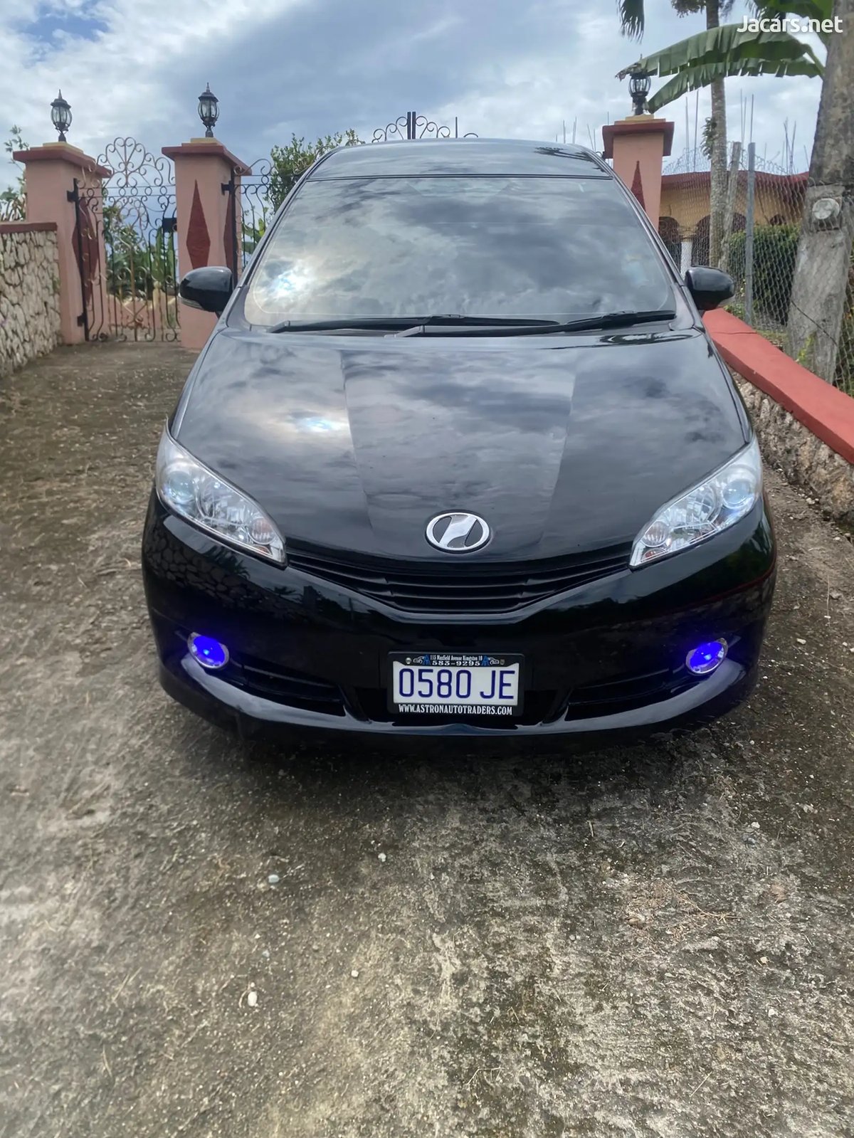 2016 TOYOTA Wish