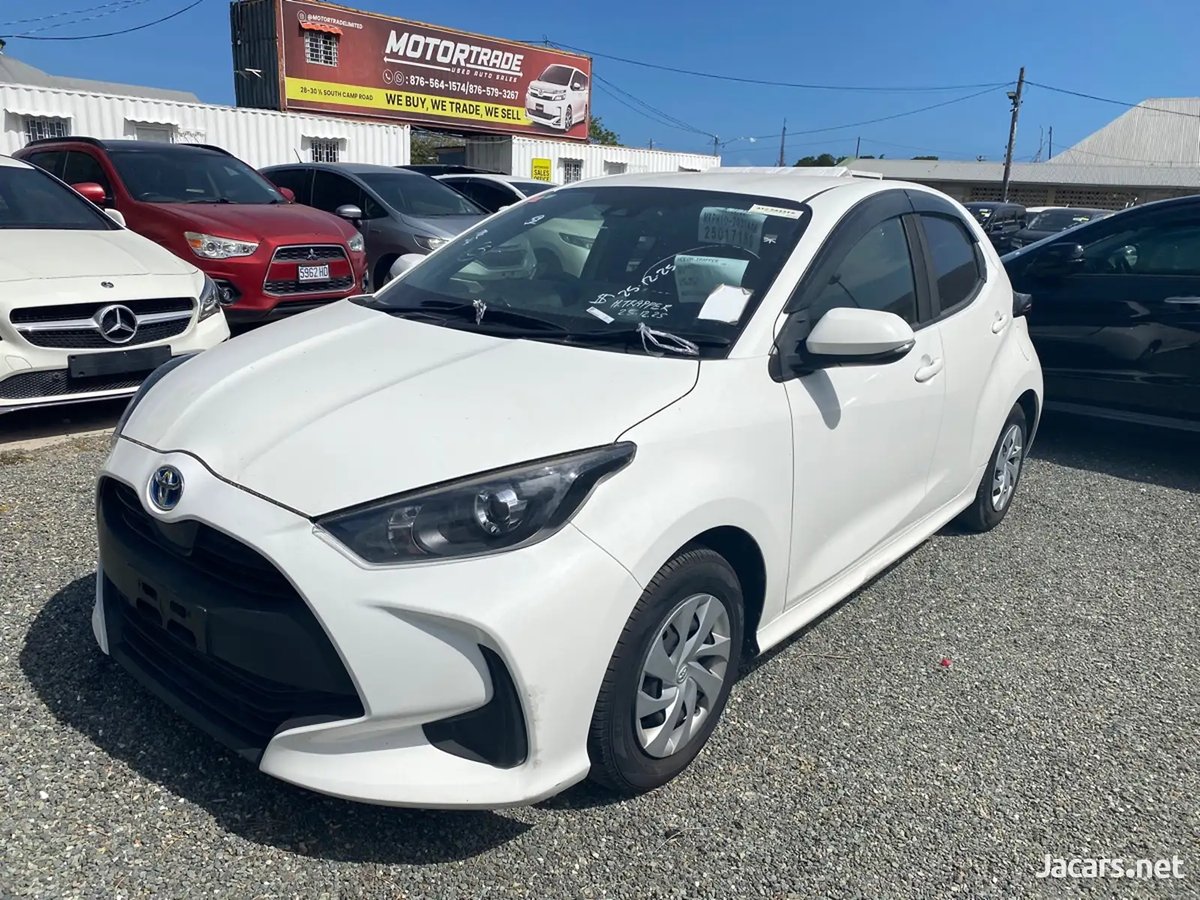 2020 TOYOTA Yaris