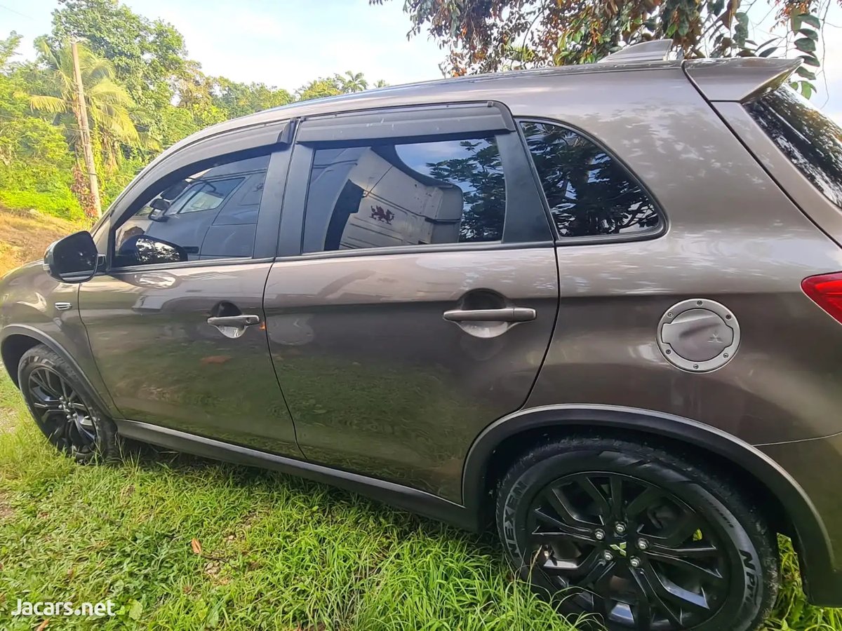 2019 MITSUBISHI Outlander/Airtrek