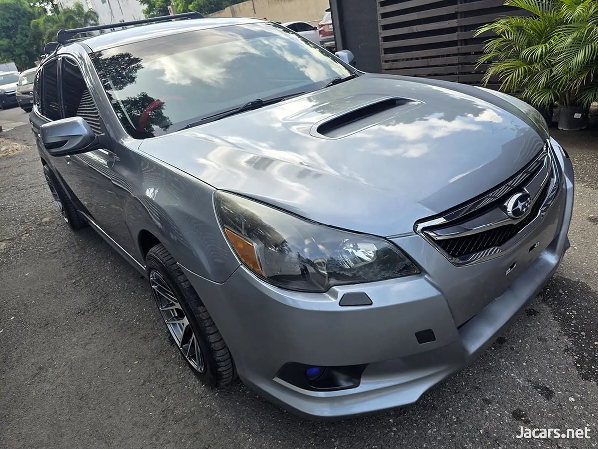 2010 SUBARU Legacy