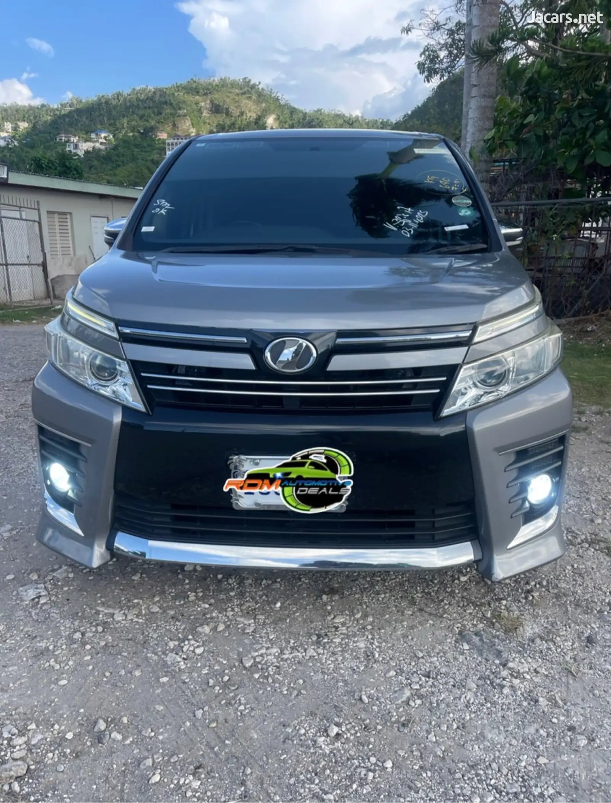 2015 TOYOTA Voxy