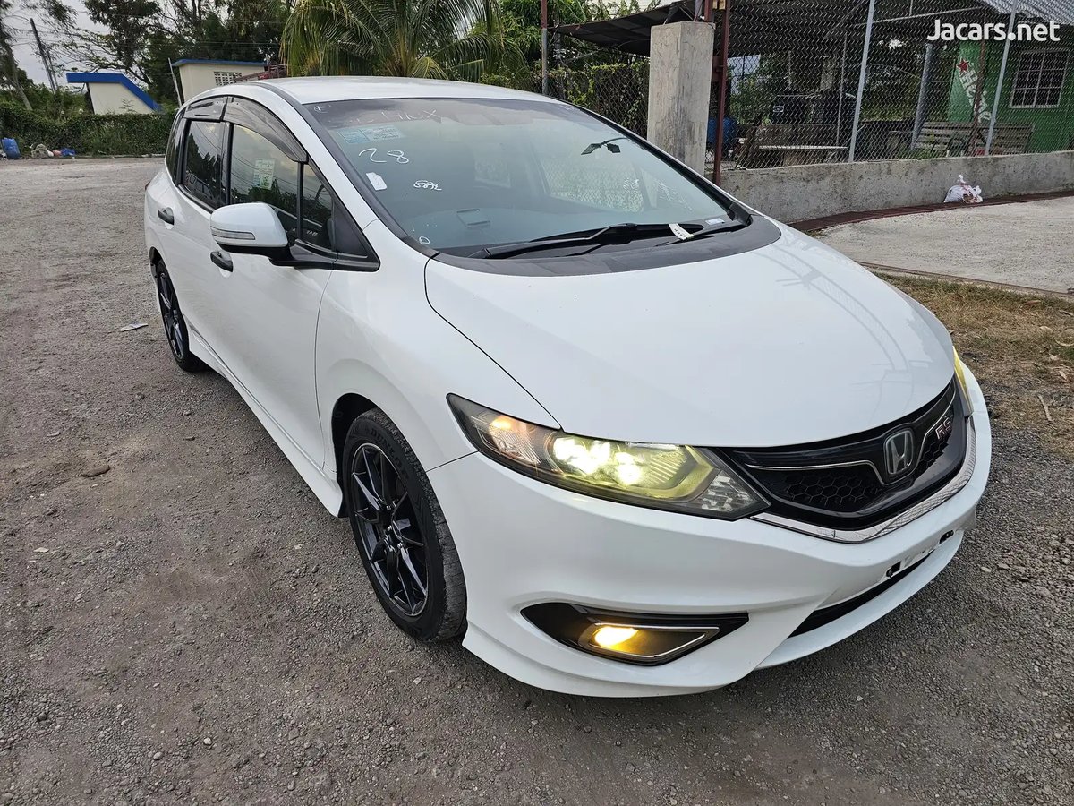 2015 HONDA Jade