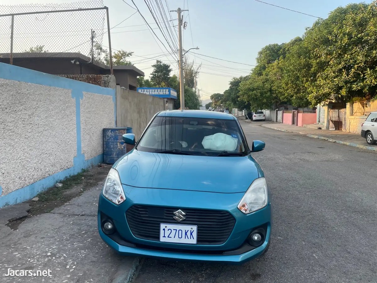 2017 SUZUKI Swift