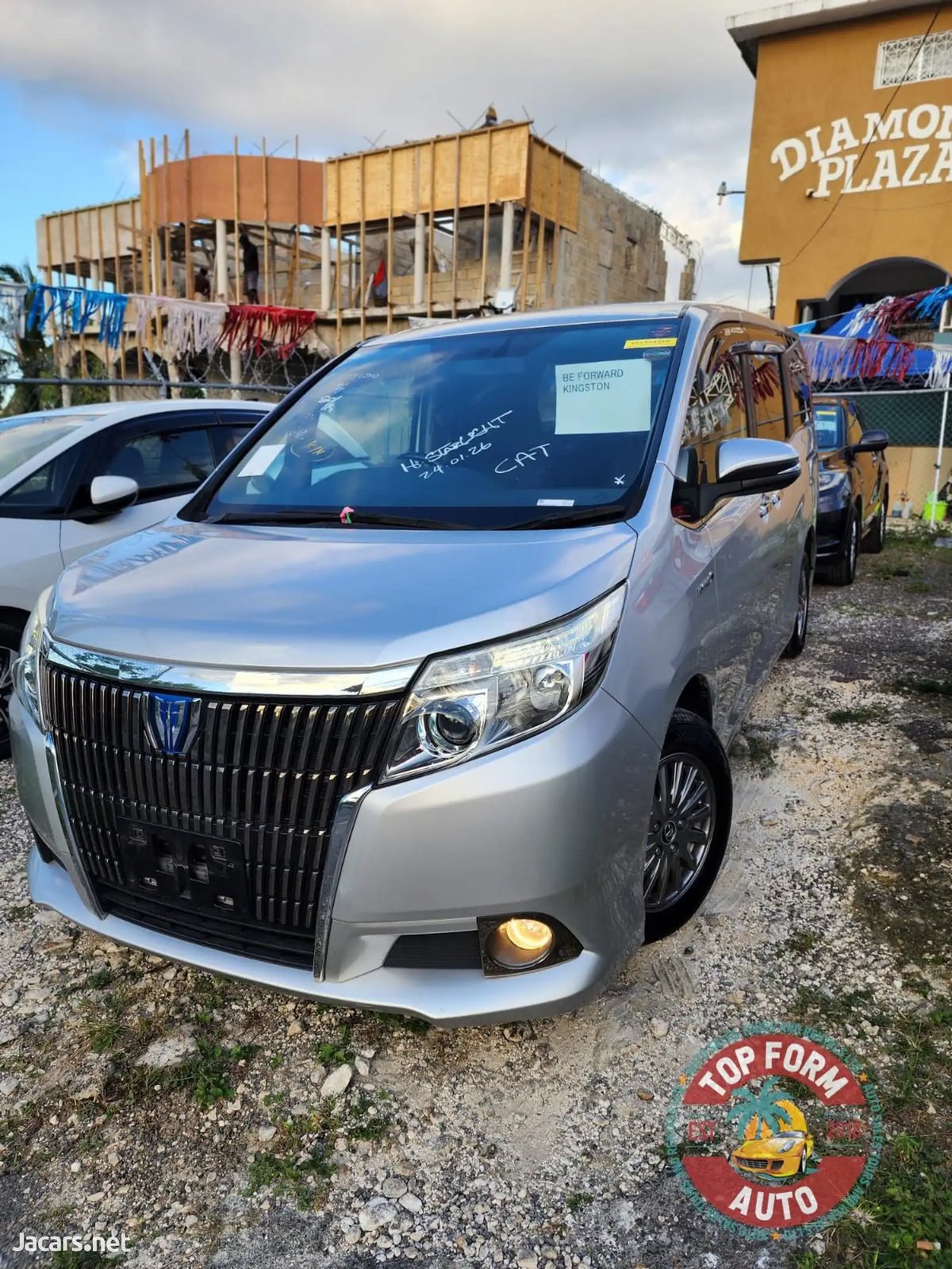 2015 TOYOTA Esquire