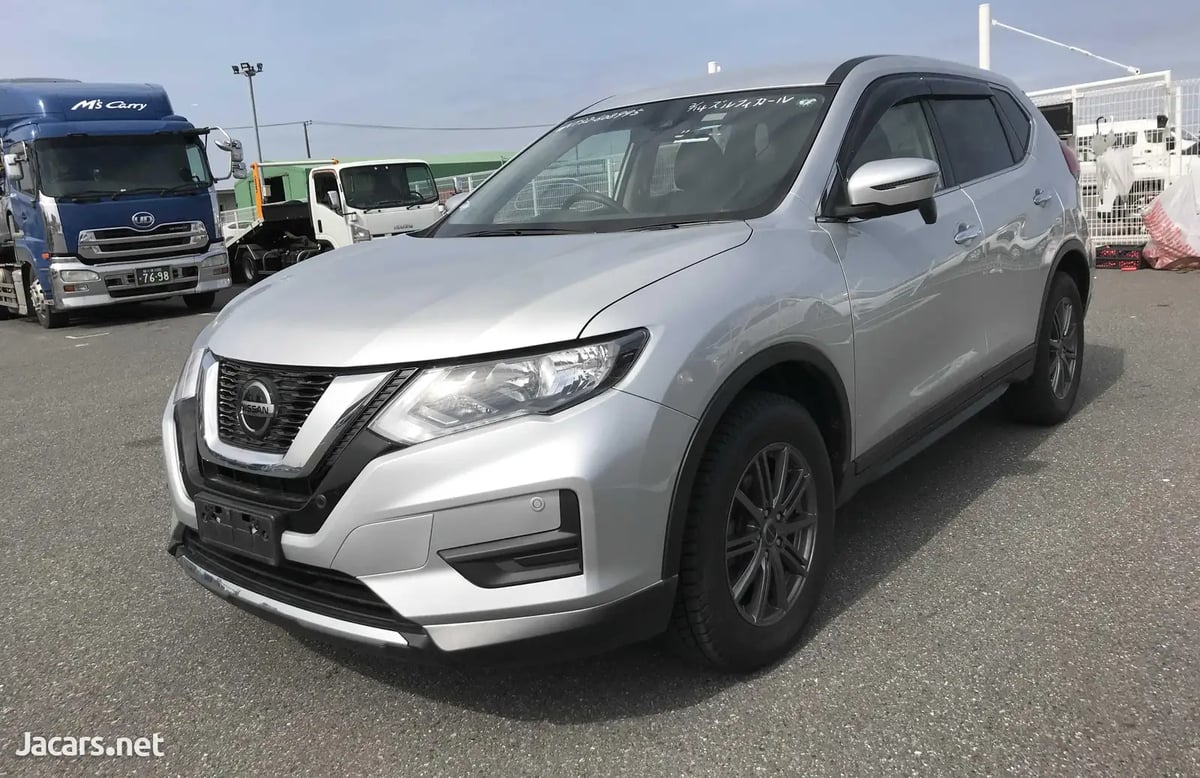 2021 NISSAN X-Trail
