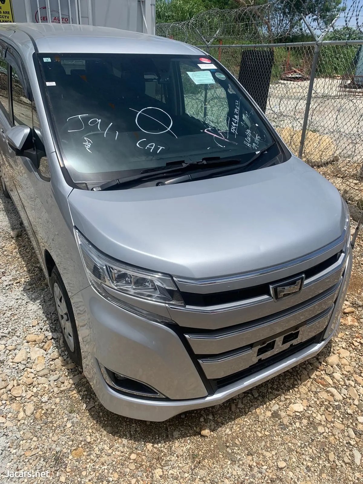2019 TOYOTA Noah