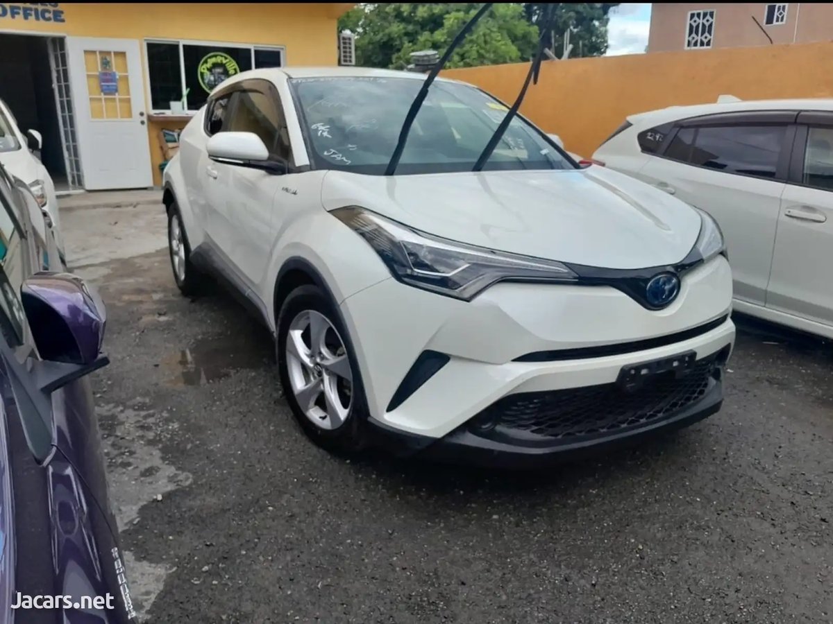 2019 TOYOTA C-HR