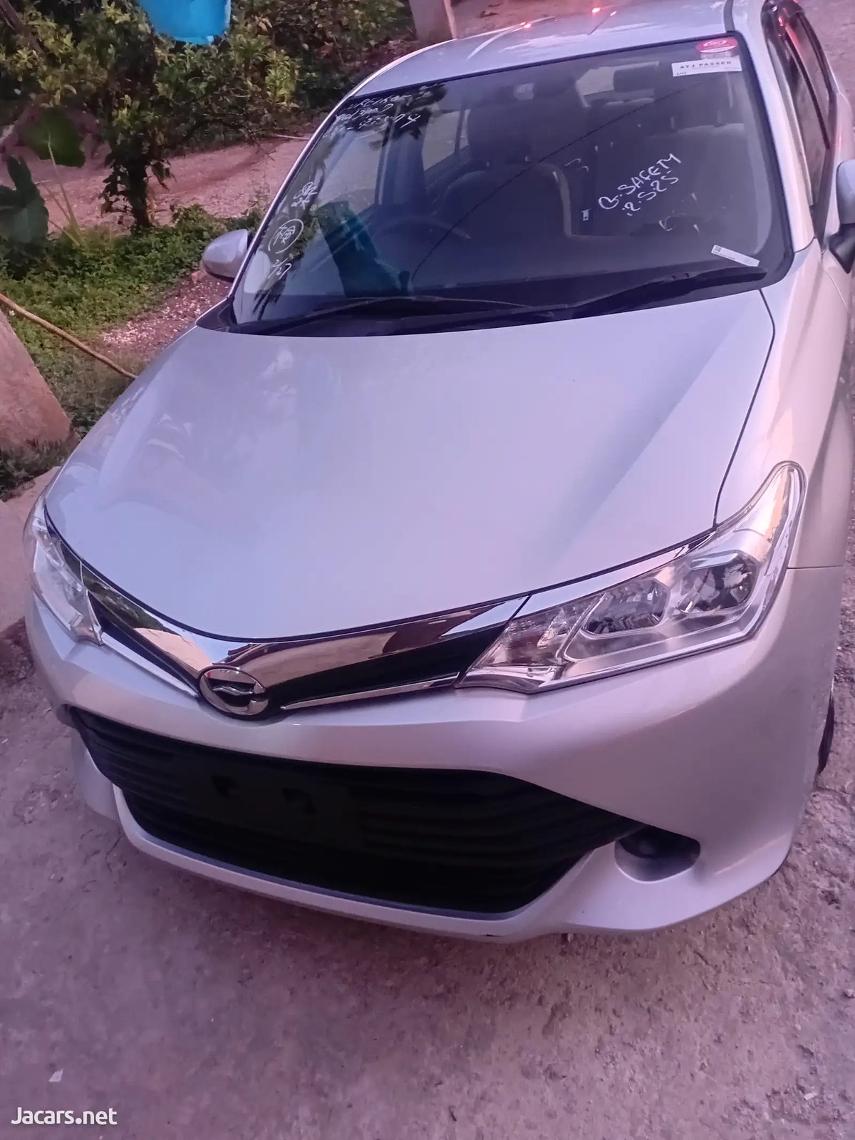 2016 TOYOTA Axio