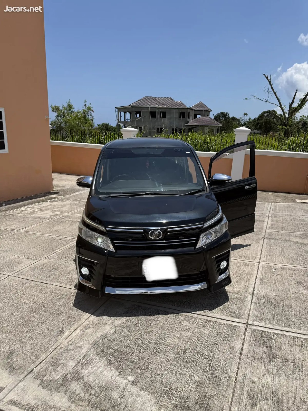 2015 TOYOTA Voxy