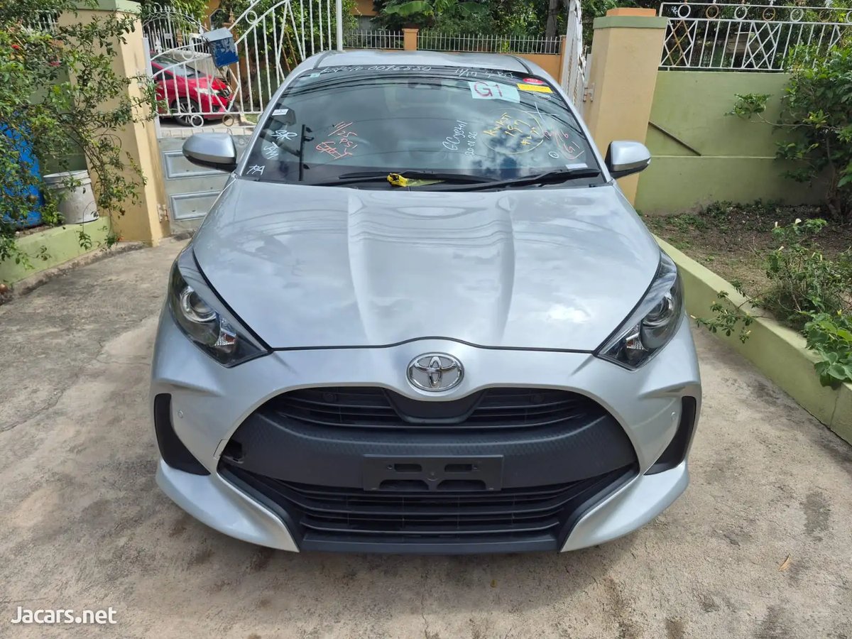 2021 TOYOTA Yaris