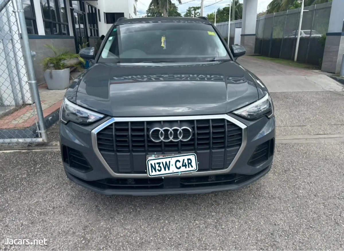 2022 AUDI Q3