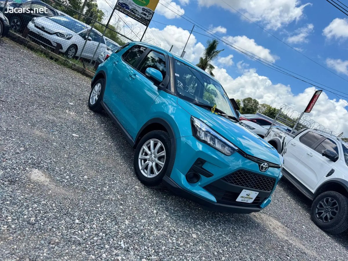 2021 TOYOTA Raize