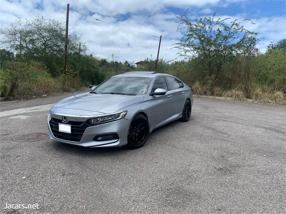 2018 HONDA Accord