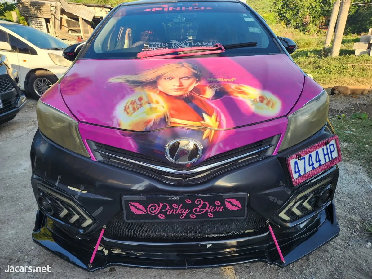 2012 TOYOTA Vitz