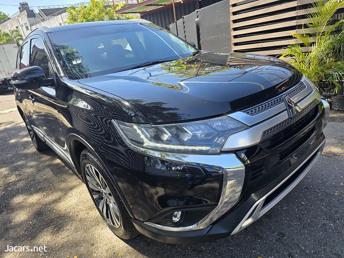 2022 MITSUBISHI Outlander/Airtrek